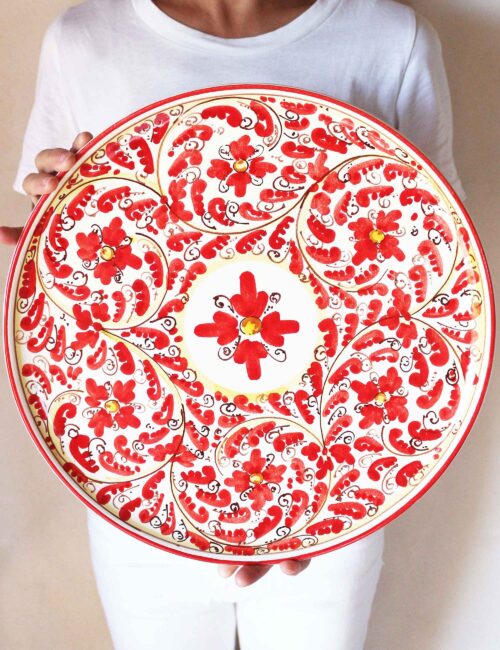 Piatto da portata in ceramica siciliana decorata di Caltagirone Torregrotta